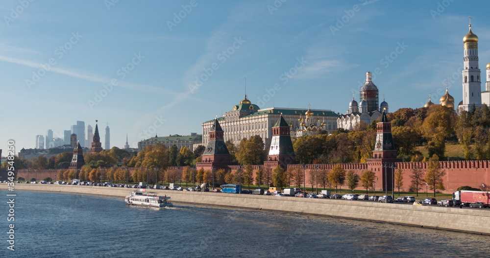 Sunny summer day moscow river bay kremlin Timelapse Sunny summer day moscow river bay kremlin Timelapse
