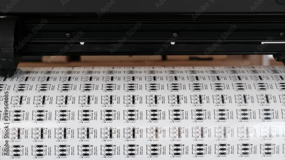 Vinyl cutter plotter machine and moving cutting head Vinyl cutter plotter machine and moving cutting head