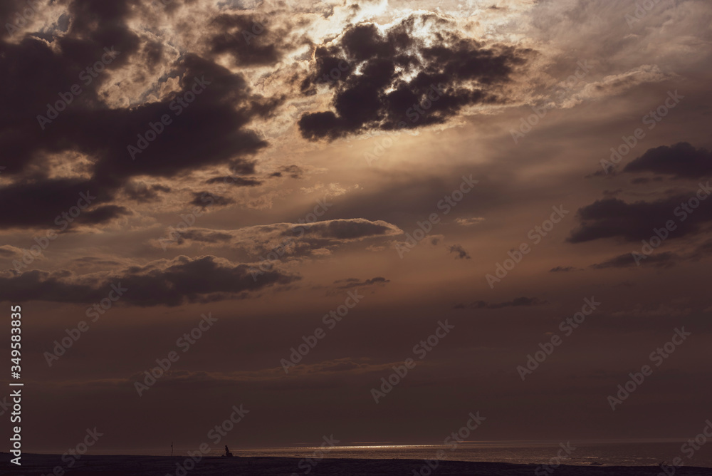 Obraz premium sunset over the sea