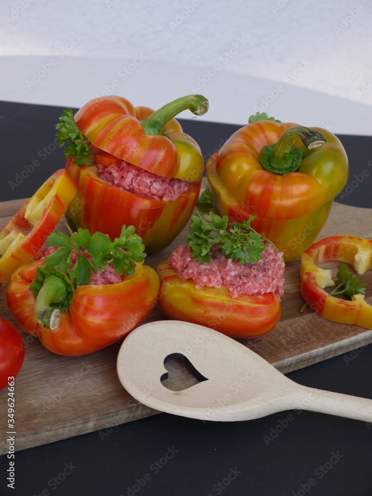 Gefüllte Tigerpaprika