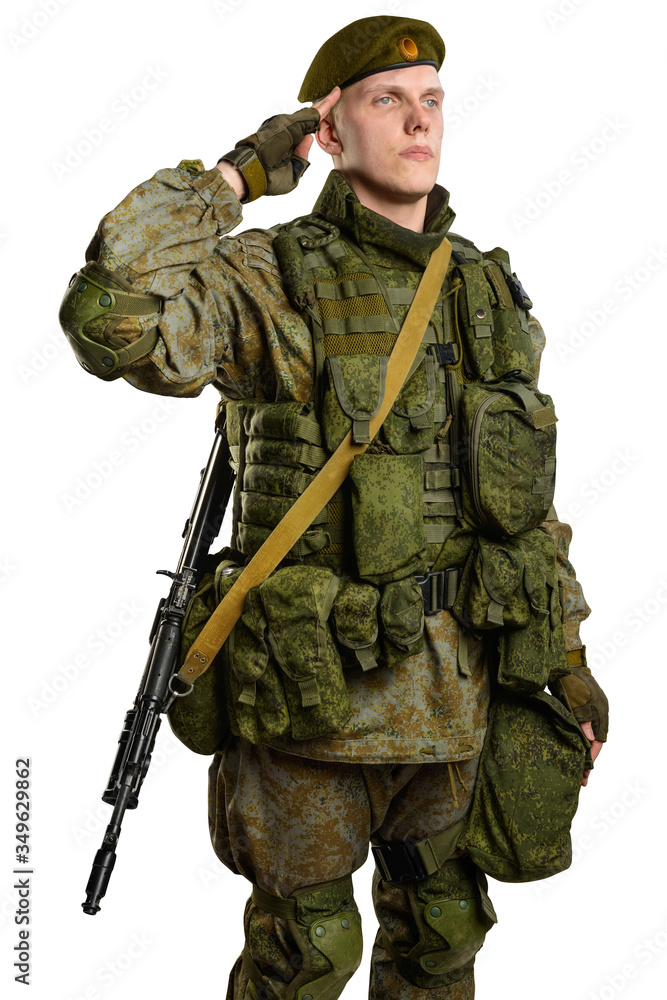 Obraz premium Male Russian officer in mechanized infantry uniform isolated with clipping path on white background. 