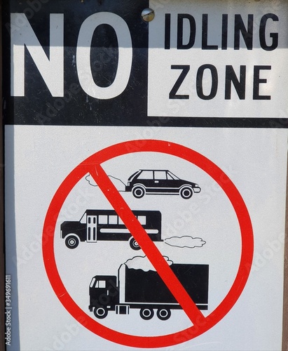 Photos Closeup no idling zone sign