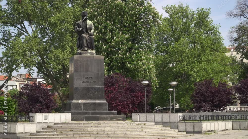 Monument to Vuk Stefanovic Karadzic, the famous Serbian philologist. It was erected in 1937 in central Belgrade, Serbia Monument to Vuk Stefanovic Karadzic, the famous Serbian philologist. It was erected in 1937 in central Belgrade, Serbia