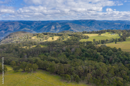 Fototapeta Naklejka Na Ścianę i Meble -  Megalong Valley in The Blue Mountains in Australia
