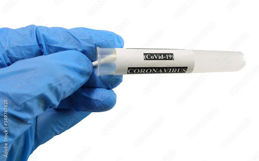 Obraz premium doctor swab for Coronavirus analysis and the hand of doctor