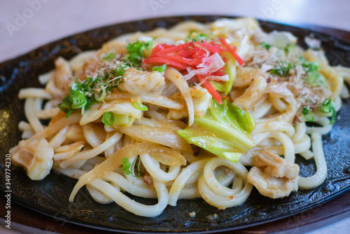 岡山県 郷土料理 ホルモン焼きうどん photo