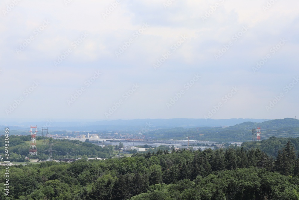 Zone industrielle de Saint QUentin Fallavier dans le nord Isère - Commune de Saint Quentin Fallavier - Département Isère - France