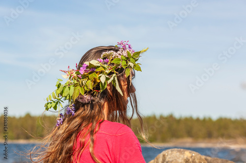 Blumenkranz zu Mittsommer in Schweden