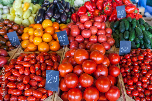 Fototapeta Naklejka Na Ścianę i Meble -  Fresh Organic Farm Tomatoes at the Market