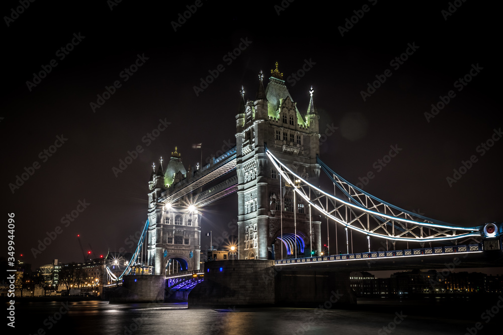 Obraz premium Tower Bridge w Londynie