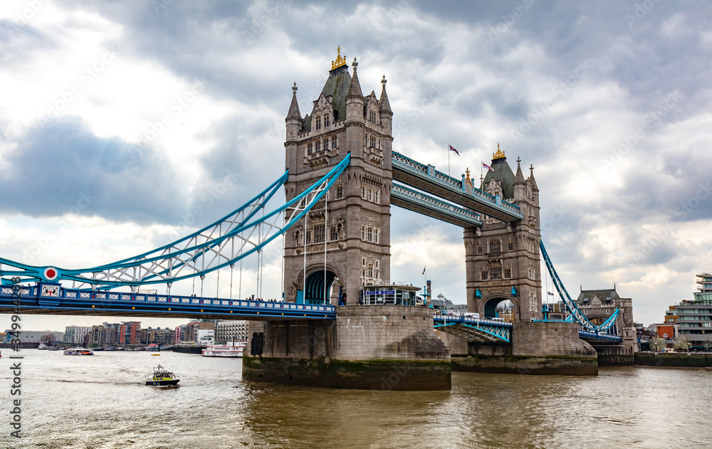 Obraz premium Tower Bridge in London