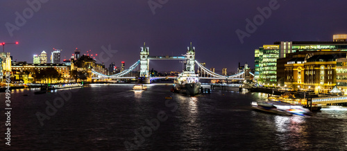 Tower Bridge in London © Migge