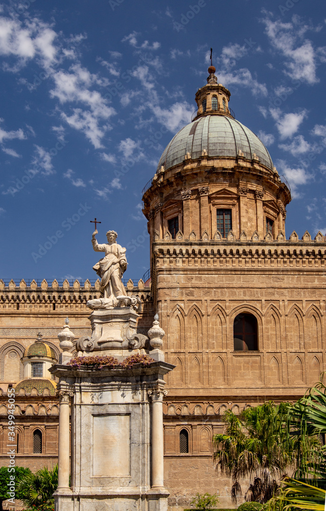 Monumento a Santa Rosalia, Catedral de Palermo