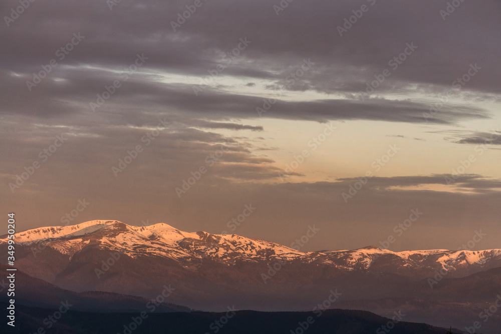 Sunrise over Chornogora ridge, view from Kukul