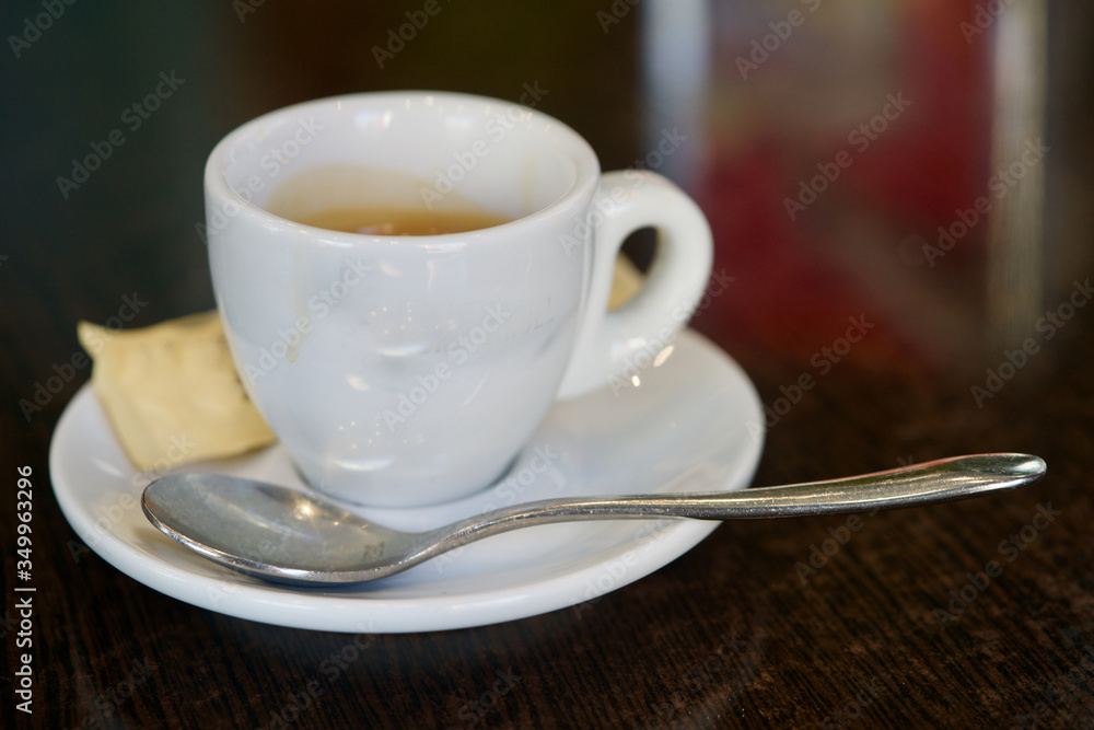 Obraz premium White cup of expresso