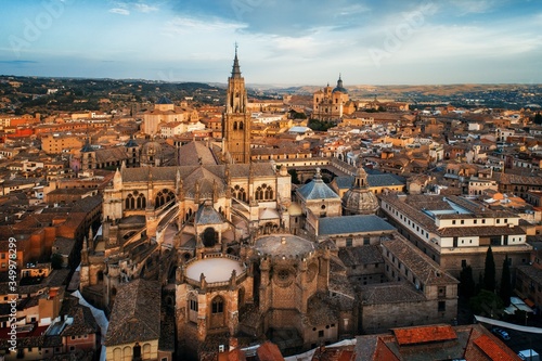 Wallpaper Mural Aerial view of Toledo Cathedral Torontodigital.ca
