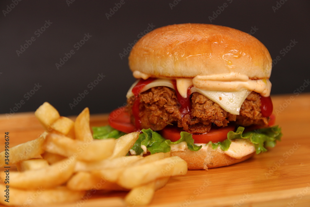 Fried Zinger Chicken Burger Sandwich with Cheese Fried Zinger Chicken Burger Sandwich with Cheese