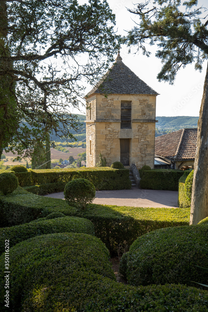  Topiary in the gardens of the Jardins de Marqueyssac in the Dordogne region of France
