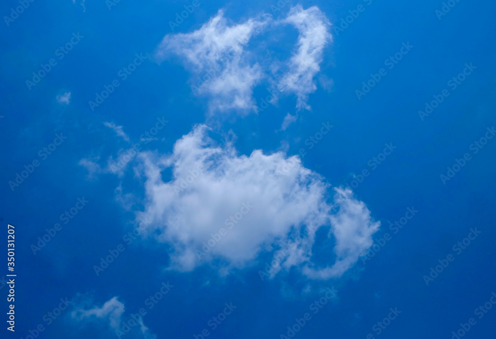 Fototapeta premium White cloud and Beautiful with blue sky background.