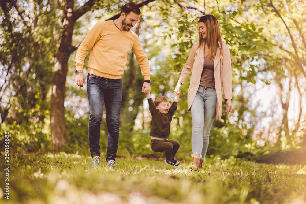 Fototapeta premium Family happiness is the most important.