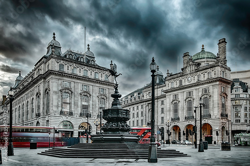 Tableau sur toile Piccadilly circus London