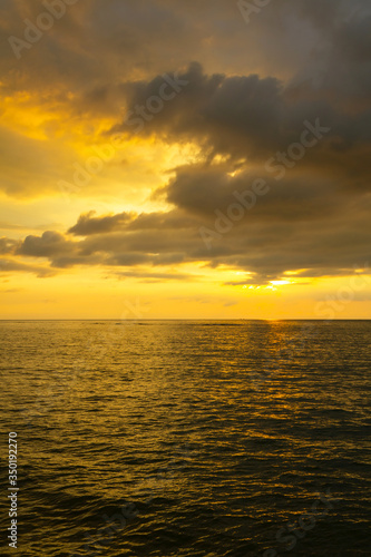 Fototapeta Naklejka Na Ścianę i Meble -  Amazing sunset over the Andaman Sea in Thailand