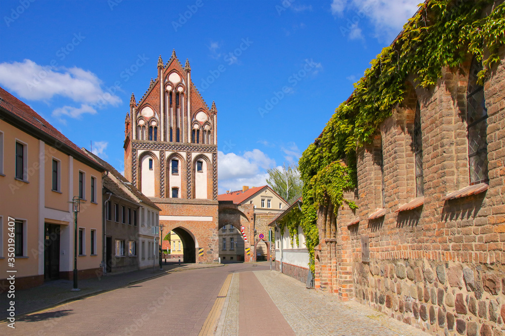 Obraz premium The town gate of Gransee (Mark Brandenburg), Germany