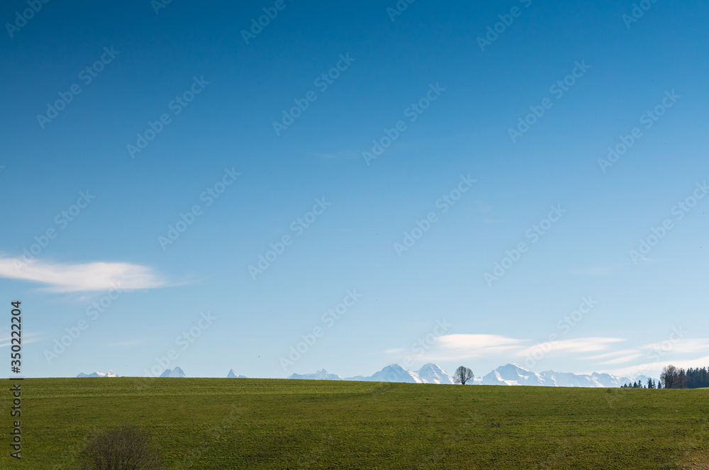 Aussicht vom Emmental zu den Berner Alpen Aussicht vom Emmental zu den Berner Alpen