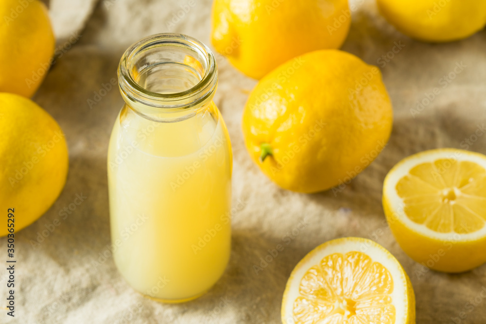 Raw Organic Fresh Lemon Juice Raw Organic Fresh Lemon Juice