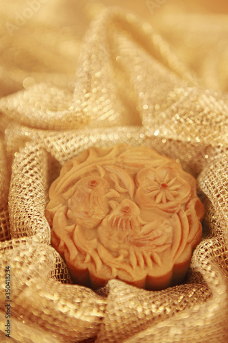 Close up image of mooncake