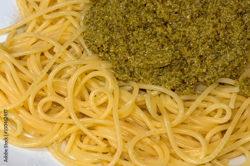 Spaghetti mit Pesto alla Genovese