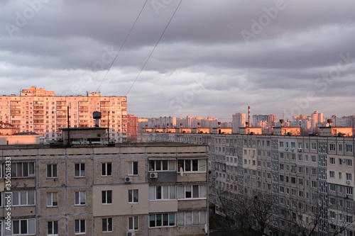 sunset over the roofs of the sleeping area of ​​Kiev © Денис Величко