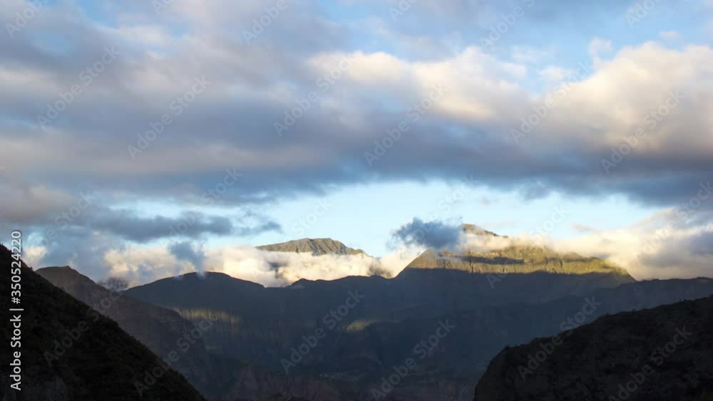 Several day tour of the Cirque of Mafate in Reunion Island. After a hard day of walking I put the camera to make this timelapse. Several day tour of the Cirque of Mafate in Reunion Island. After a hard day of walking I put the camera to make this timelapse.