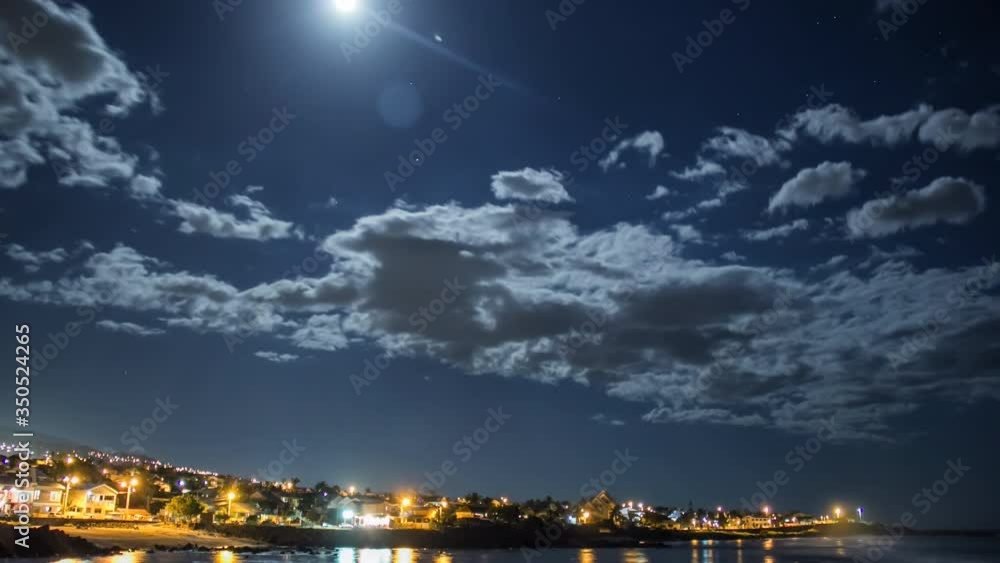 I made a timelapse of the moon among the clouds, when both were above Terre Sainte, a beautiful village on Reunion Island. I made a timelapse of the moon among the clouds, when both were above Terre Sainte, a beautiful village on Reunion Island.
