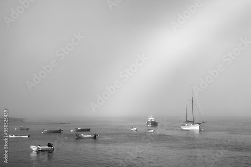 Fotografi sea fret rolling into Iona in scotland