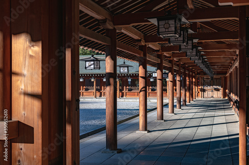 橿原神宮 内拝殿と廻廊