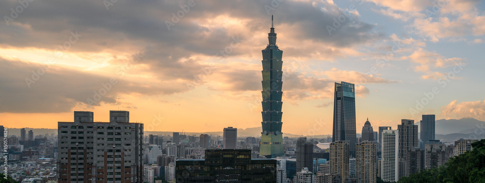 Arrival view of Taipei cityscape and Taipei 101 view from the elephant mountain(Xiangshan) with sunset Twilight background,panoramic banner cover concept