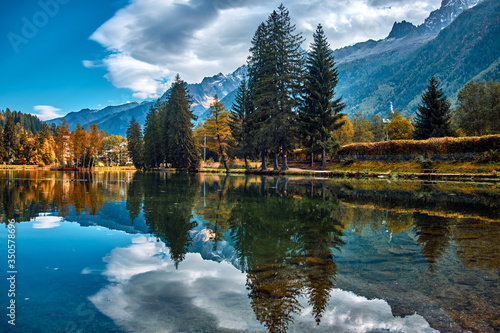 Fototapeta Naklejka Na Ścianę i Meble -  Autumn landscape. Chamonix Valley, Alps.