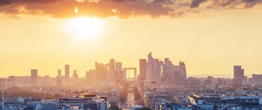 Fototapeta premium Paris view from Arc de Trimphe, France