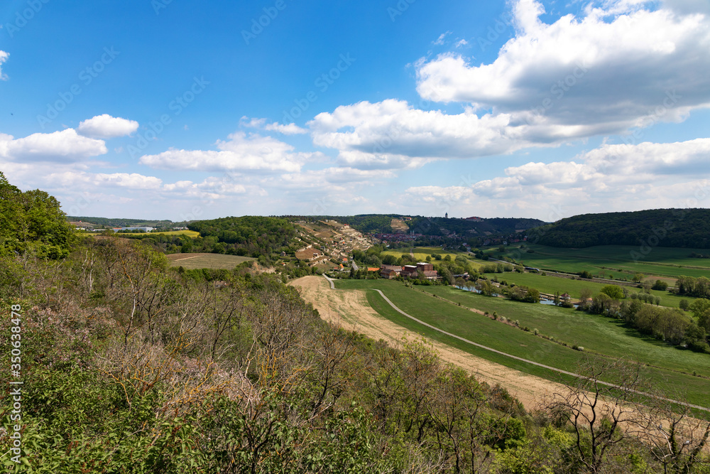 Blick ins Unstruttal Richtung Freyburg Blick ins Unstruttal Richtung Freyburg