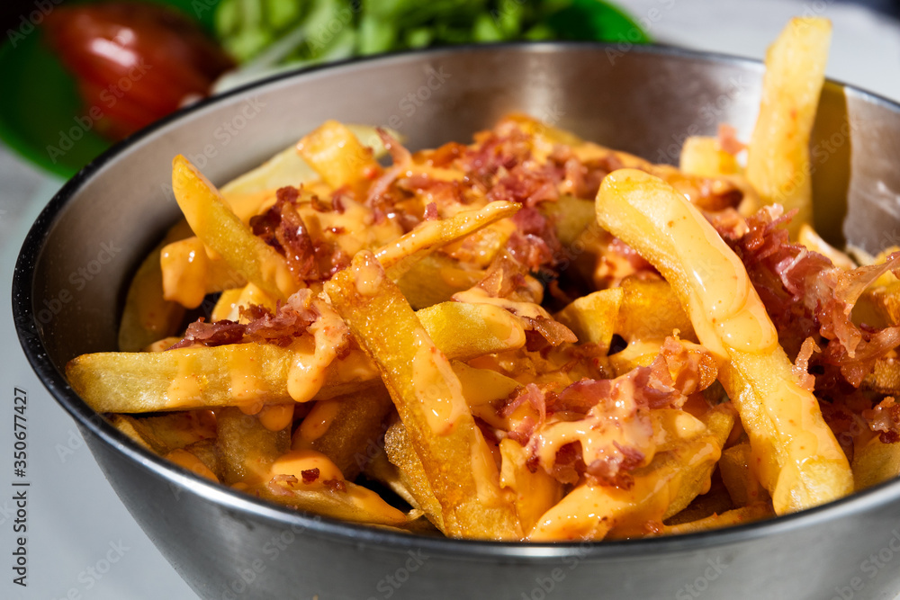 potatoes with cheddar potatoes with cheddar