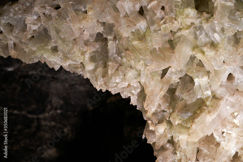 Gipskristalle in einer Höhle im Thüringer Wald photo