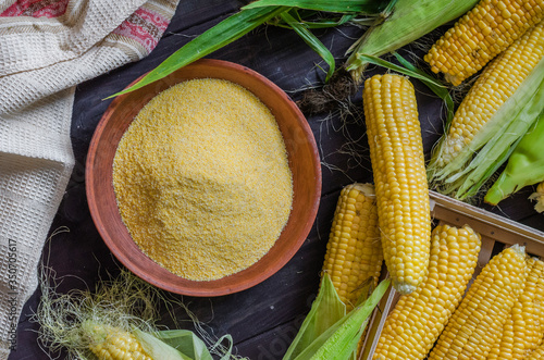 melyes corn grits photo