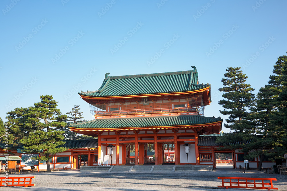 Main gate (Otenmon) of the Heian Jingu Shrine. Kyoto. Japan Main gate (Otenmon) of the Heian Jingu Shrine. Kyoto. Japan