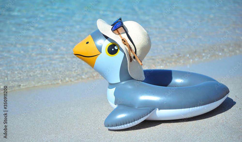 Obraz premium Rubber circle on sea texture.