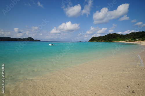 Fototapeta Naklejka Na Ścianę i Meble -  Beach of Amami island in Japn