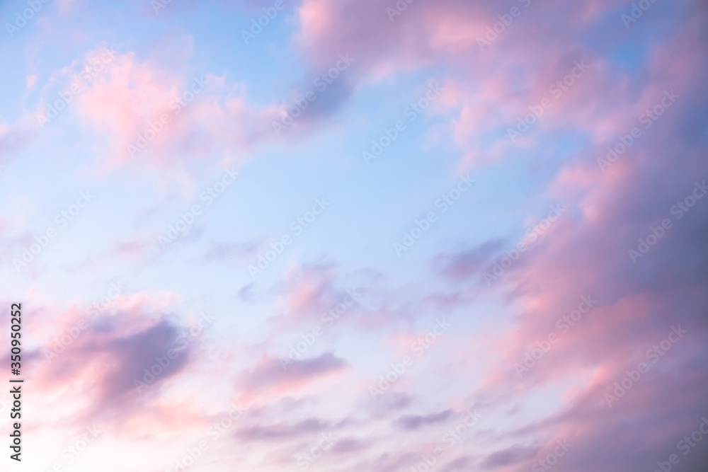 Obraz premium colorful sunset clouds over sky