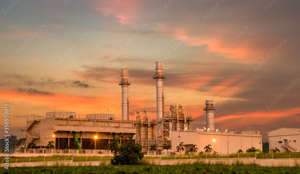 Gas turbine electrical power plant with twilight Gas turbine electrical power plant with twilight