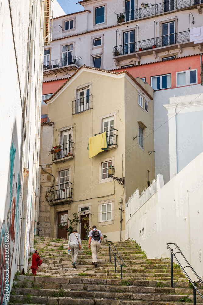 Fototapeta premium Lisbon colorful buildings