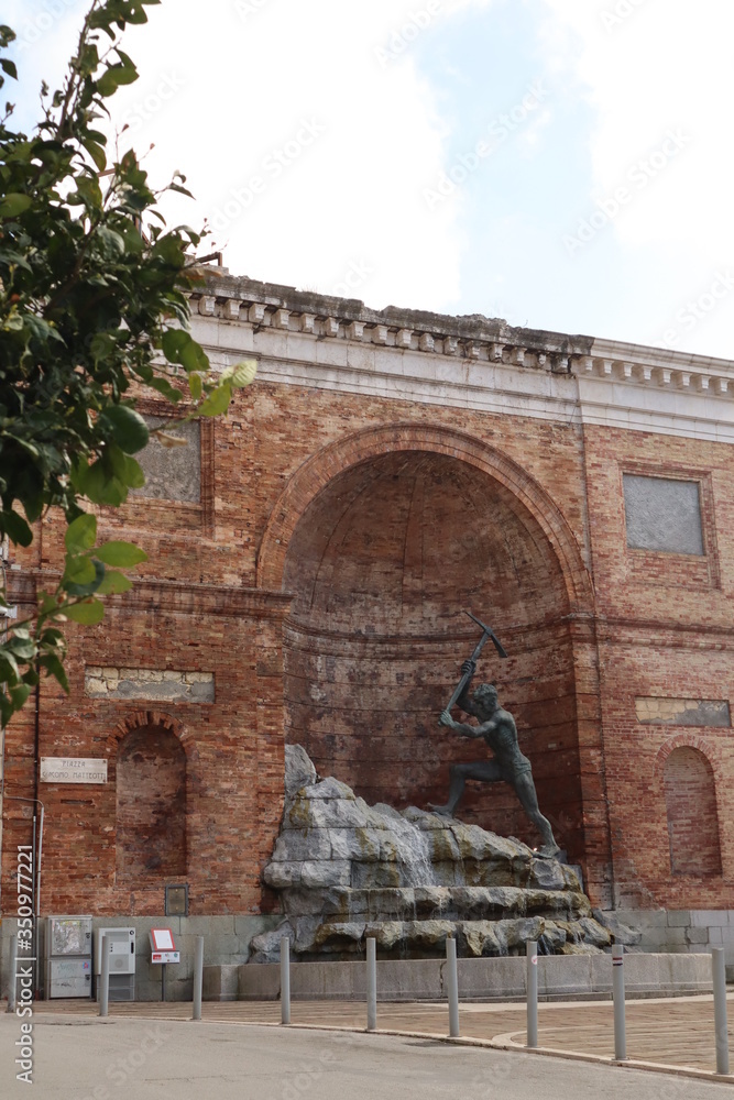 Obraz premium Statua del 